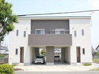 Ｌｉｌａｓ　Ｖｉｌｌａｇｅ