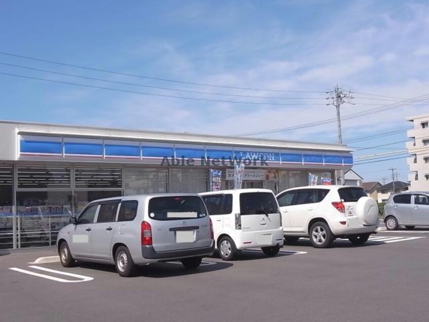 ローソン岐南町八剣店(コンビニ)まで149m スクエアガーデン