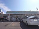 ファミリーマート岐南店(コンビニ)まで545m スクエアガーデン