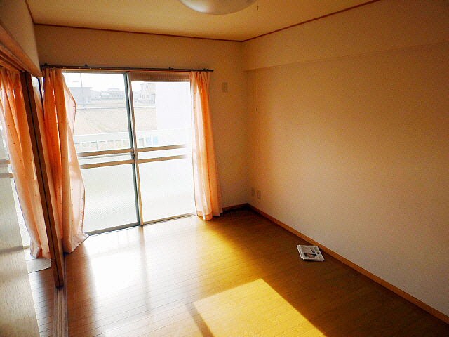  小川第二ビル