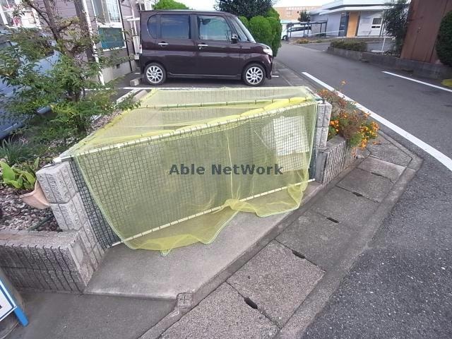  ファミーユＢ