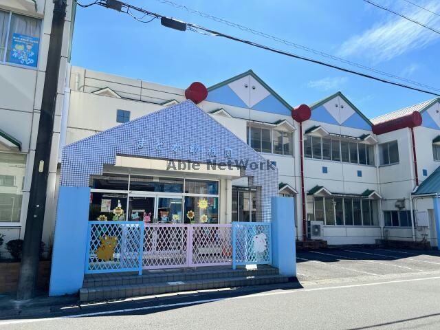 まどか幼稚園(幼稚園/保育園)まで1026m フローラⅡ