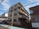クリスタル加納の外観
