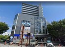 日本泉ビルの外観