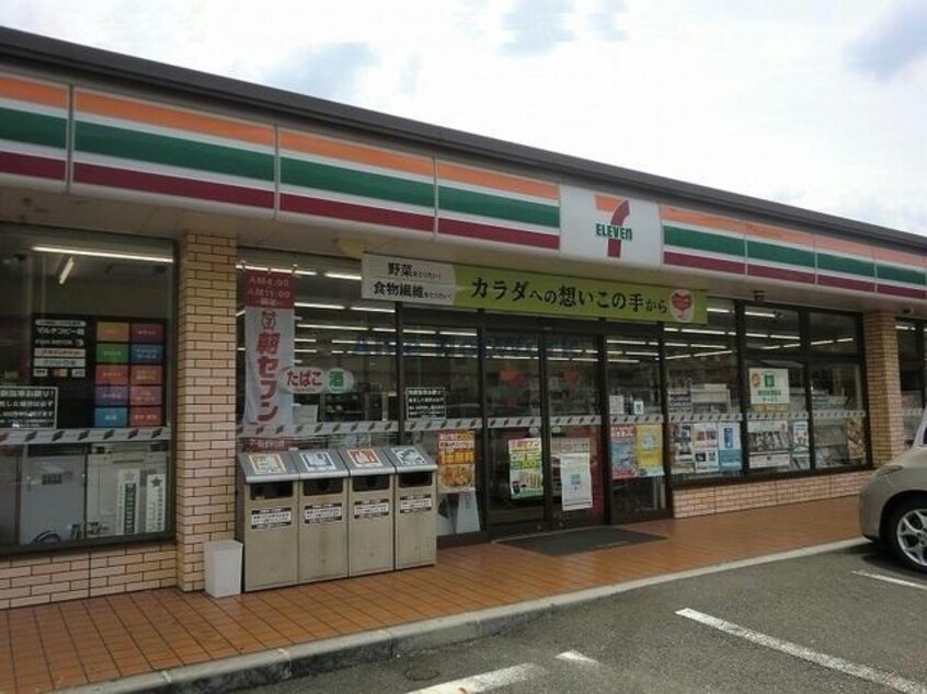 セブンイレブン東海学院大学前店(コンビニ)まで762m Leschente7