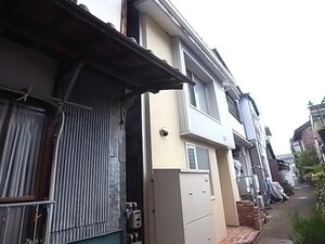 岐阜市若松町　西貸家