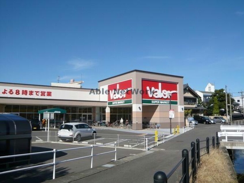 バロー加納店(スーパー)まで527m エムズⅠ