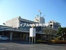 岡山市東区役所瀬戸支所(役所)まで622m ジニアス瀬戸