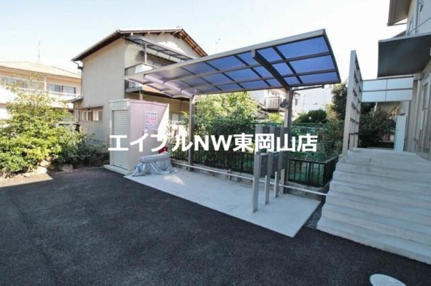 駐輪場 ヴィラふじい