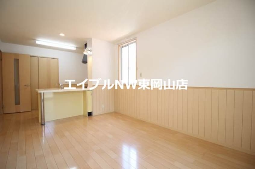  ラ・ヴィータ平井　弐番館