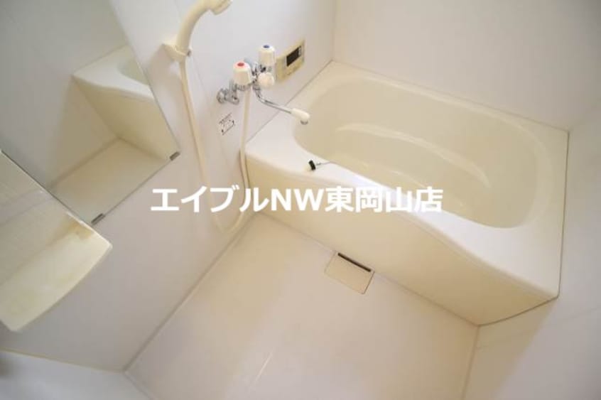  ラ・ヴィータ平井　弐番館