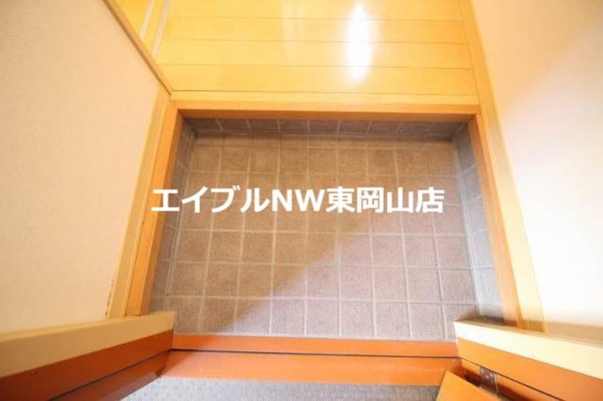  ラ・ヴィータ平井　弐番館