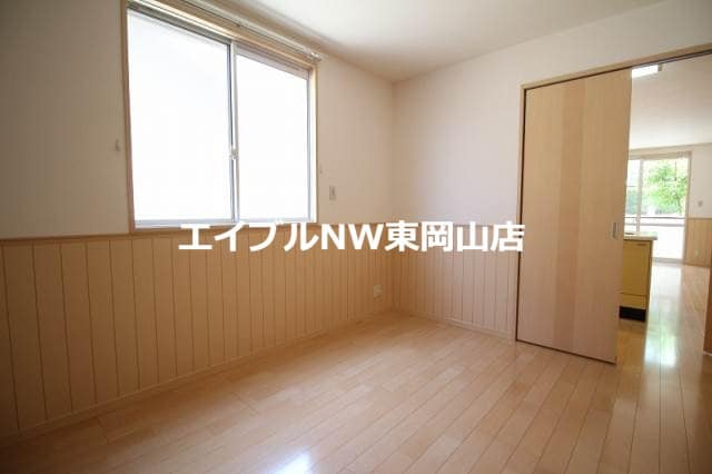  ラ・ヴィータ平井　弐番館