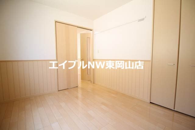  ラ・ヴィータ平井　弐番館