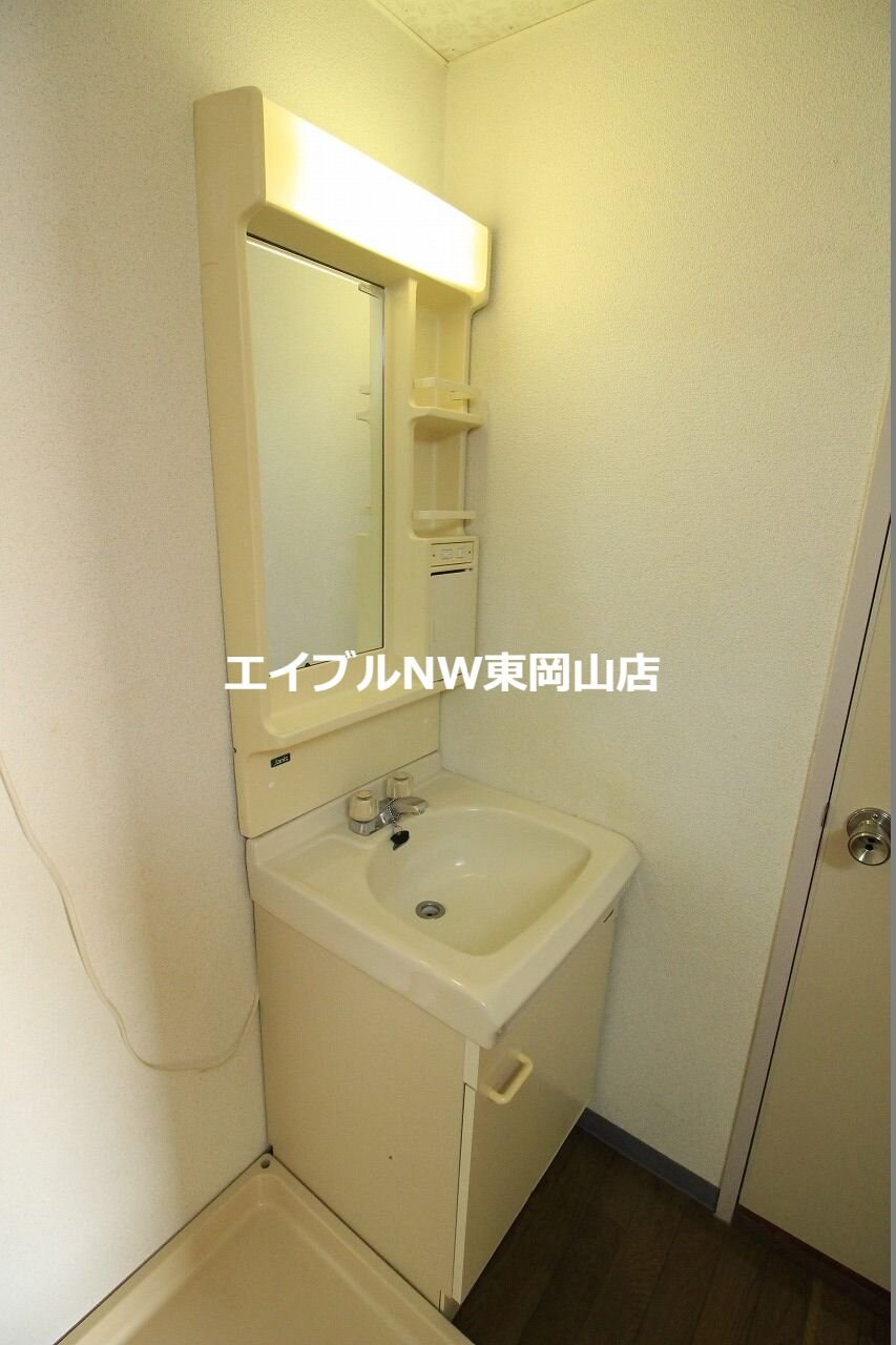  ブライトライツ高島