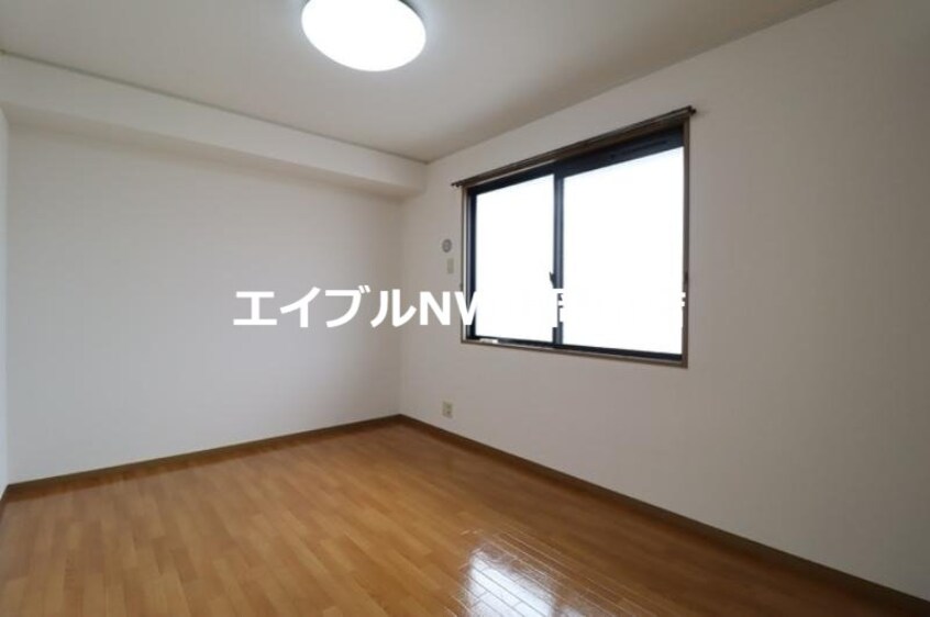  ヴィルヌーブ　Ｂ棟