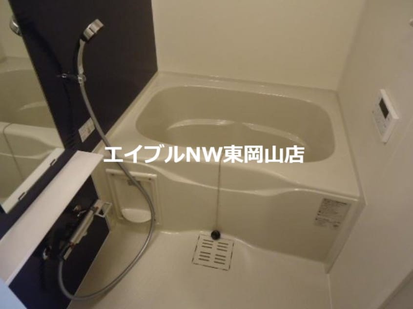  アン・ジュール