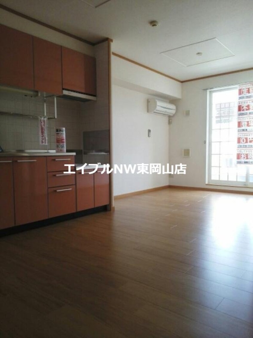  ポポラーレ　リヴ