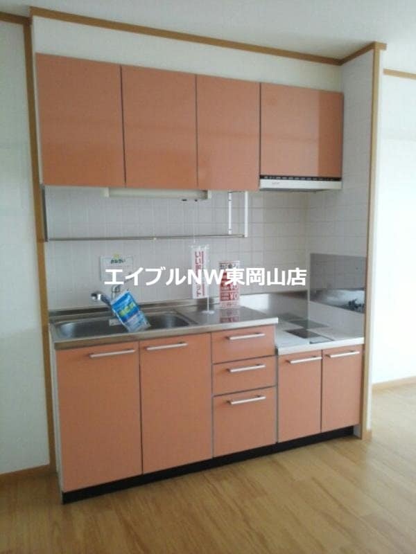  ポポラーレ　リヴ