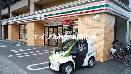 セブンイレブンJR高島駅西店(コンビニ)まで365m 仮）シェルル・ユーロピュア高島新屋敷