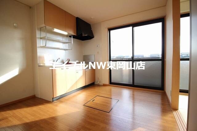  メゾン　ミ・モレ　Ⅱ