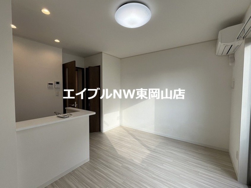  イーストヒルズ　A