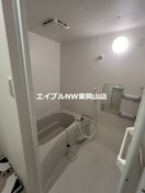  イーストヒルズ　A