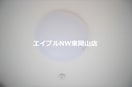  イーストヒルズ　B