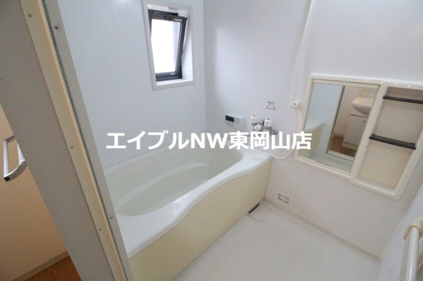 お風呂 ラ・パルテール原尾島