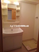  エヴァーグリーンＢ棟