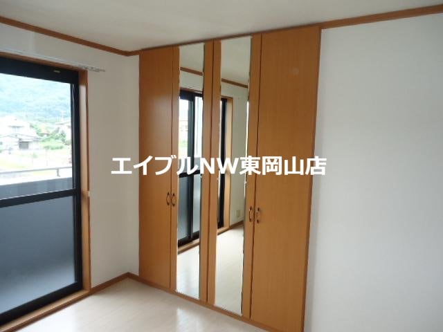  レジデンス和気　A棟