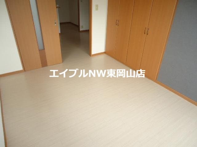  レジデンス和気　A棟