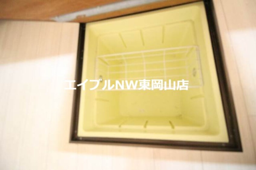  ニューハピニス　Ｂ棟