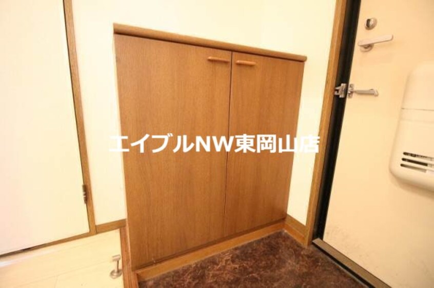  ニューハピニス　Ｂ棟