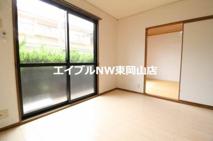  ニューハピニス　Ｂ棟