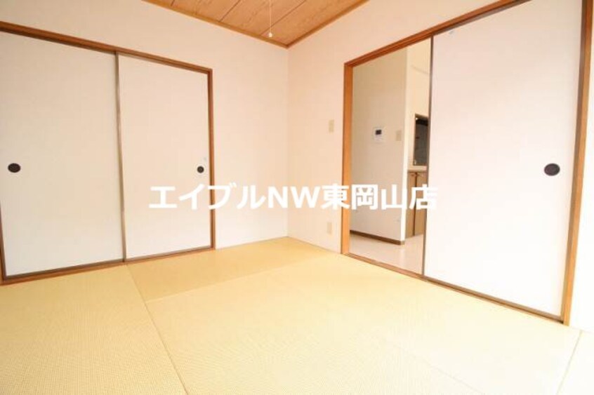  ニューハピニス　Ｂ棟