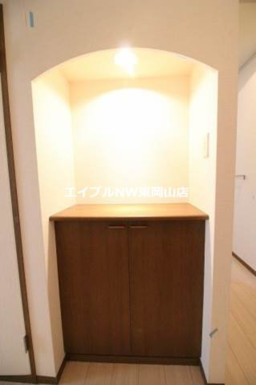  ニューハピニス　Ｂ棟