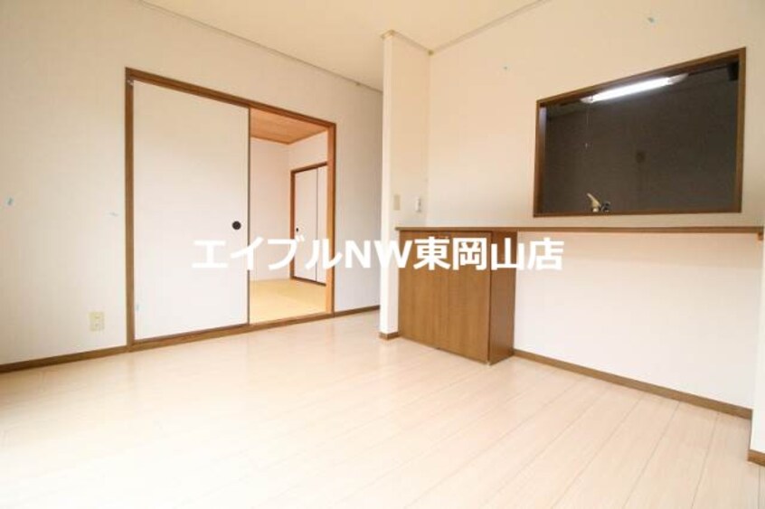  ニューハピニス　Ｂ棟