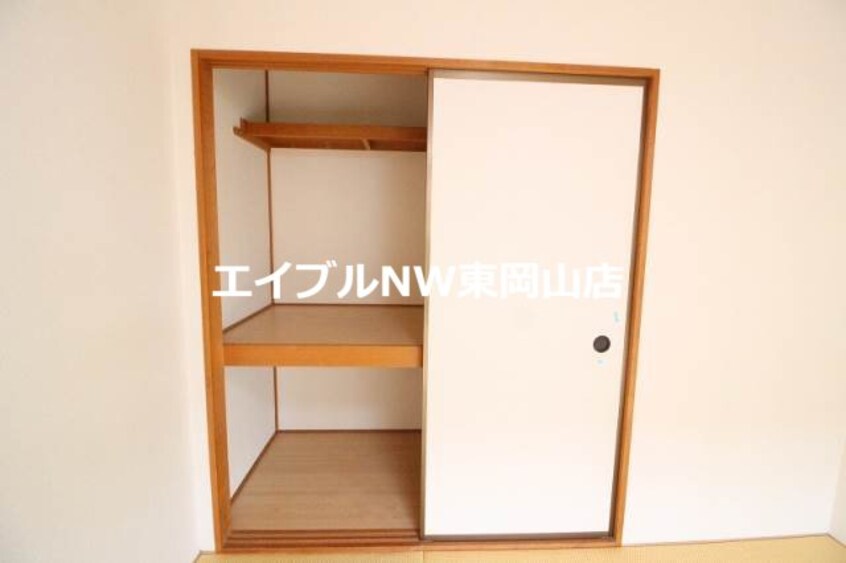  ニューハピニス　Ｂ棟