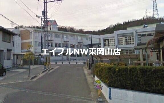 岡山市立城東台小学校(小学校)まで1457m ピエスモンテ