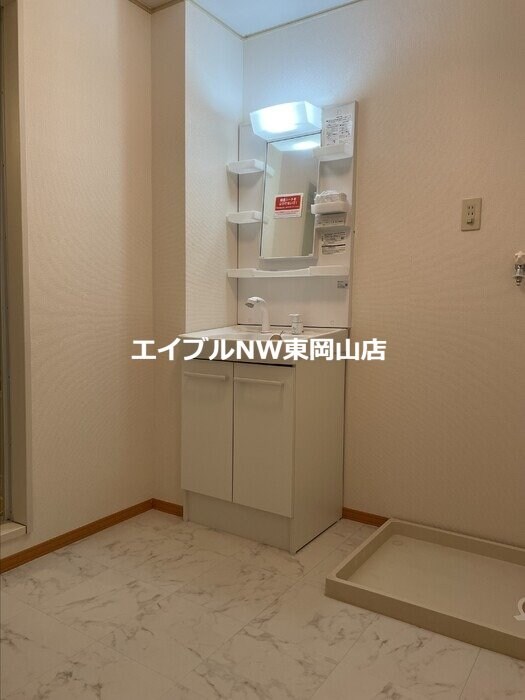  メゾン　ミ・モレ