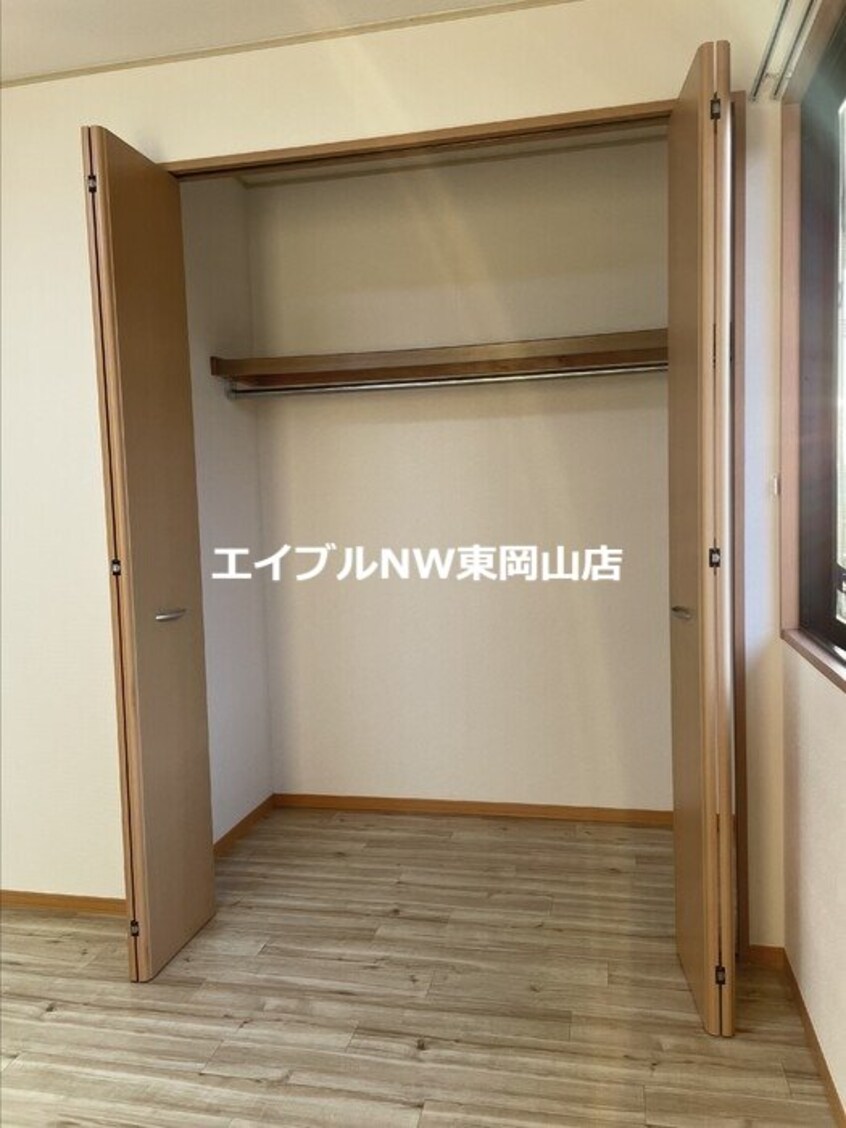  メゾン　ミ・モレ