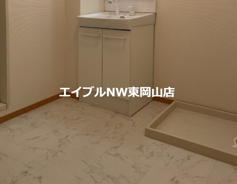  メゾン　ミ・モレ