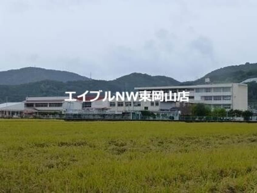 岡山市立古都小学校(小学校)まで1001m TIARA　Ⅰ