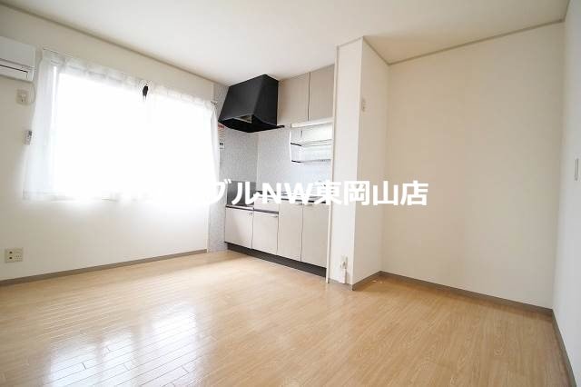  パレアナハウスＡ