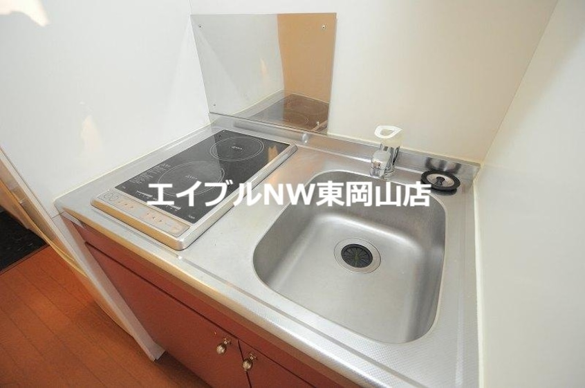  レオパレスカルチェ