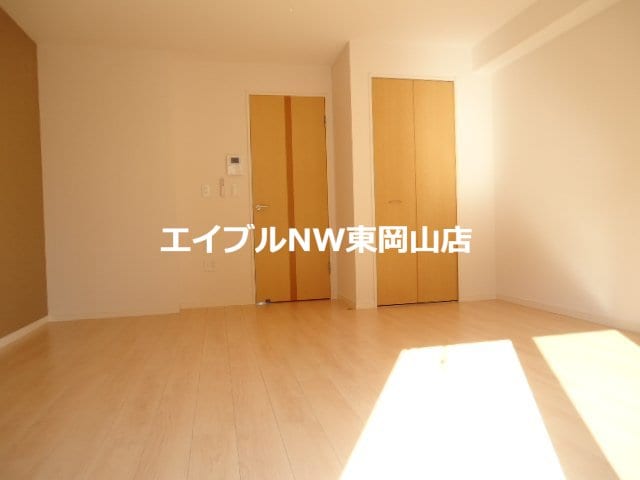  Ｅａｓｔ　Ｃｉｔｙ　壱番館