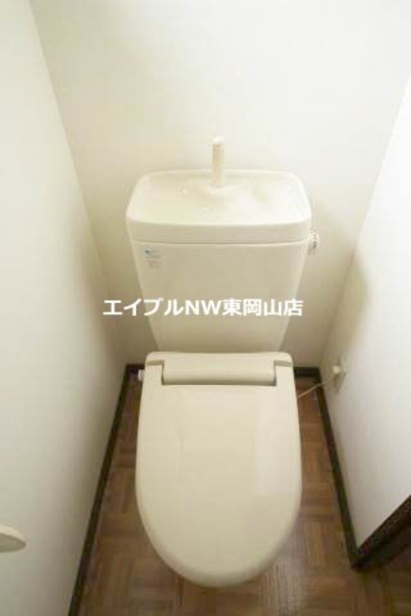  スリーサンズ