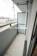  スリーサンズ