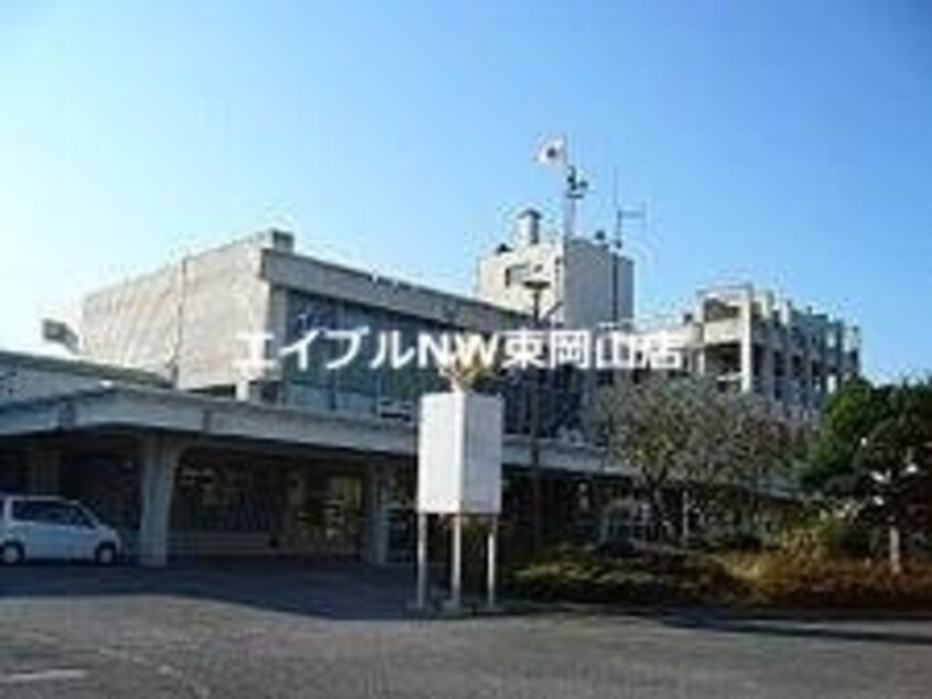 岡山市東区役所瀬戸支所(役所)まで397m シェンブラ瀬戸　Ｂ棟